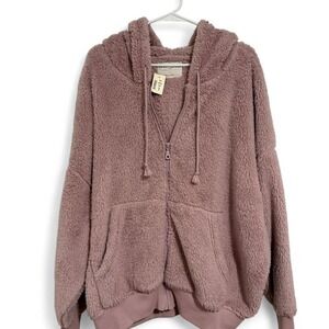 Aeropostale pink fuzzy zip up hoodie